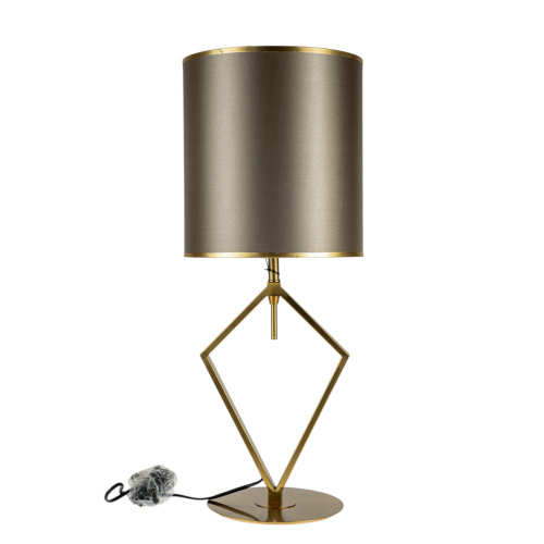 ΠΟΡΤΑΤΙΦ ΧΡΥΣΟ  ΜΕ ΚΑΦΕ ΚΑΠΕΛΟ ΚΑΙ ΧΡΥΣΕΣ ΡΙΓΕΣ 26Χ67ΕΚ